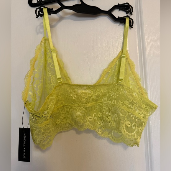 NWT - Kendall & Kylie Lace bralette - Picture 3 of 5